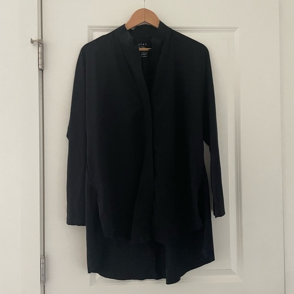 ADAY Something Borrowed Top Minimalist Neutral - Picture 4 of 9